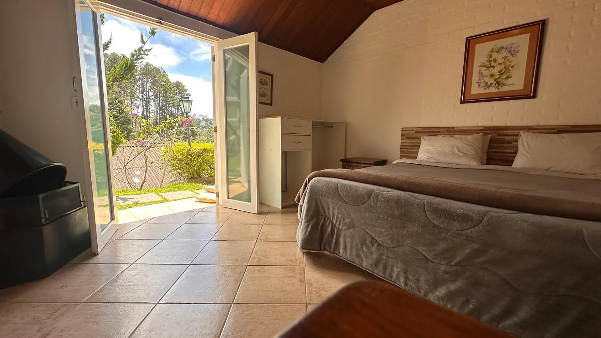 Hotel La Vie Pousada De Charme Campos do Jordao
